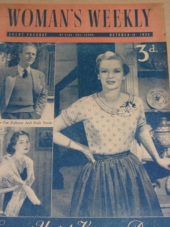 WOMANS WEEKLY magazine, October 11 1952 issue for sale. KNITTING, FICTION, COOKERY, FASHION, HOME. V