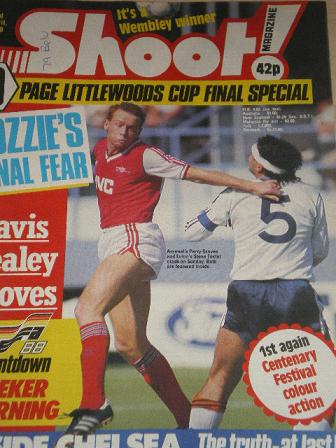 SHOOT magazine, 23 April 1988 issue for sale. Original British FOOTBALL publication from Tilley, Che